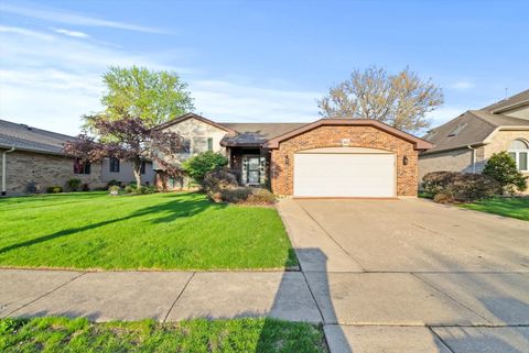 871 Woodcrest Lane Lemont IL 60439