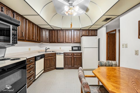 Tiny photo for 1421 Woodbridge Road #1A, Joliet, IL 60436 (MLS # 12763200)