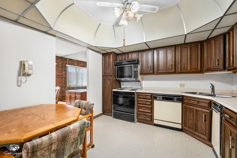 Tiny photo for 1421 Woodbridge Road #1A, Joliet, IL 60436 (MLS # 12763200)