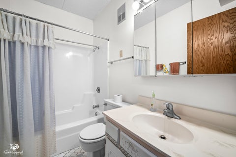 Tiny photo for 1421 Woodbridge Road #1A, Joliet, IL 60436 (MLS # 12763200)