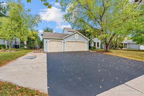 Tiny photo for 1820 Crofton Drive, Algonquin, IL 60102 (MLS # 12491585)