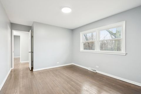Tiny photo for 926 Braemar Road, Flossmoor, IL 60422 (MLS # 12493382)