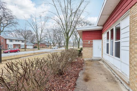 Tiny photo for 926 Braemar Road, Flossmoor, IL 60422 (MLS # 12493382)