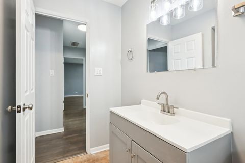 Tiny photo for 926 Braemar Road, Flossmoor, IL 60422 (MLS # 12493382)