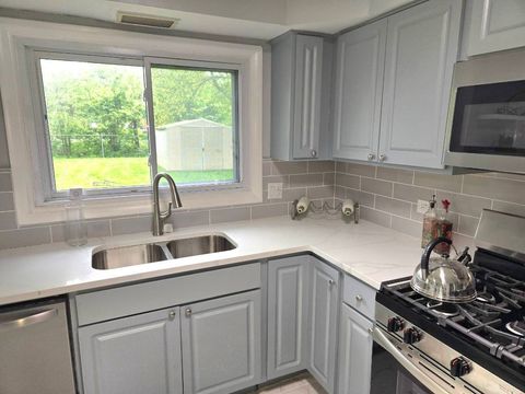 Tiny photo for 926 Braemar Road, Flossmoor, IL 60422 (MLS # 12493382)