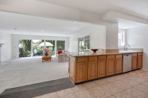 Tiny photo for 586 Aztec Drive, Carol Stream, IL 60188 (MLS # 12620468)