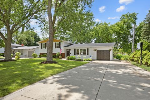 Tiny photo for 586 Aztec Drive, Carol Stream, IL 60188 (MLS # 12620468)