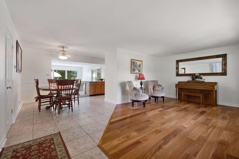 Tiny photo for 586 Aztec Drive, Carol Stream, IL 60188 (MLS # 12620468)