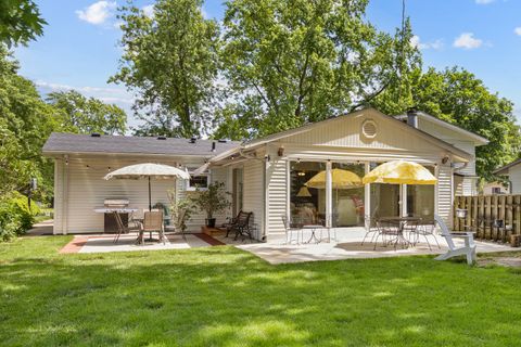 Tiny photo for 586 Aztec Drive, Carol Stream, IL 60188 (MLS # 12620468)