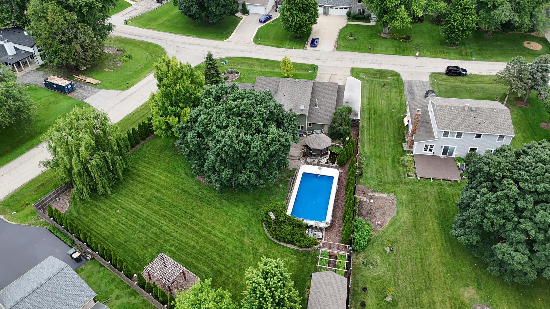11S514 Webster Lane