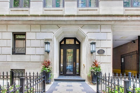 Tiny photo for 222 E CHESTNUT Street #9D, Chicago, IL 60611 (MLS # 12733082)