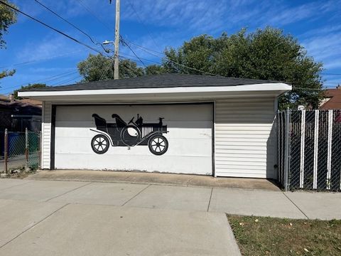 Tiny photo for 10458 S Calumet Avenue, Chicago, IL 60628 (MLS # 12490334)