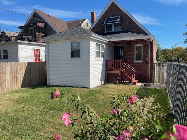 10458 S Calumet Avenue