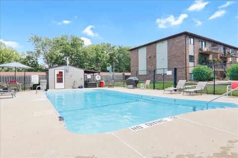 Tiny photo for 1920 Tracy Drive #9, Bloomington, IL 61704 (MLS # 12745365)