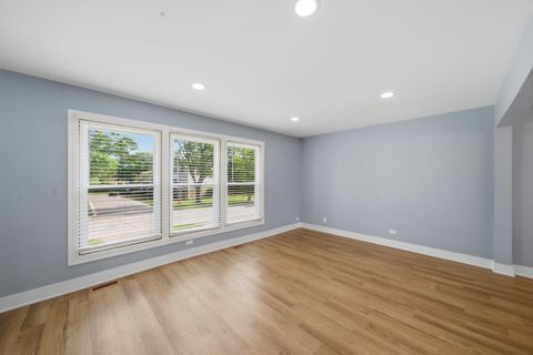 Tiny photo for 1809 Dumont Lane, Schaumburg, IL 60194 (MLS # 12700986)
