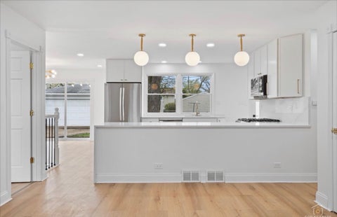 Tiny photo for 8766.. S 83RD CT.. Avenue, Hickory Hills, IL 60457 (MLS # 12728431)