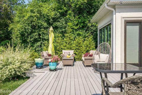 Tiny photo for 378 E Deerpath Road, Wood Dale, IL 60191 (MLS # 12666286)