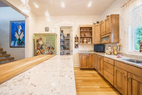Tiny photo for 378 E Deerpath Road, Wood Dale, IL 60191 (MLS # 12666286)