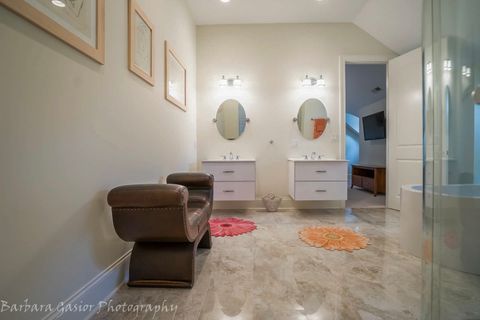 Tiny photo for 378 E Deerpath Road, Wood Dale, IL 60191 (MLS # 12666286)