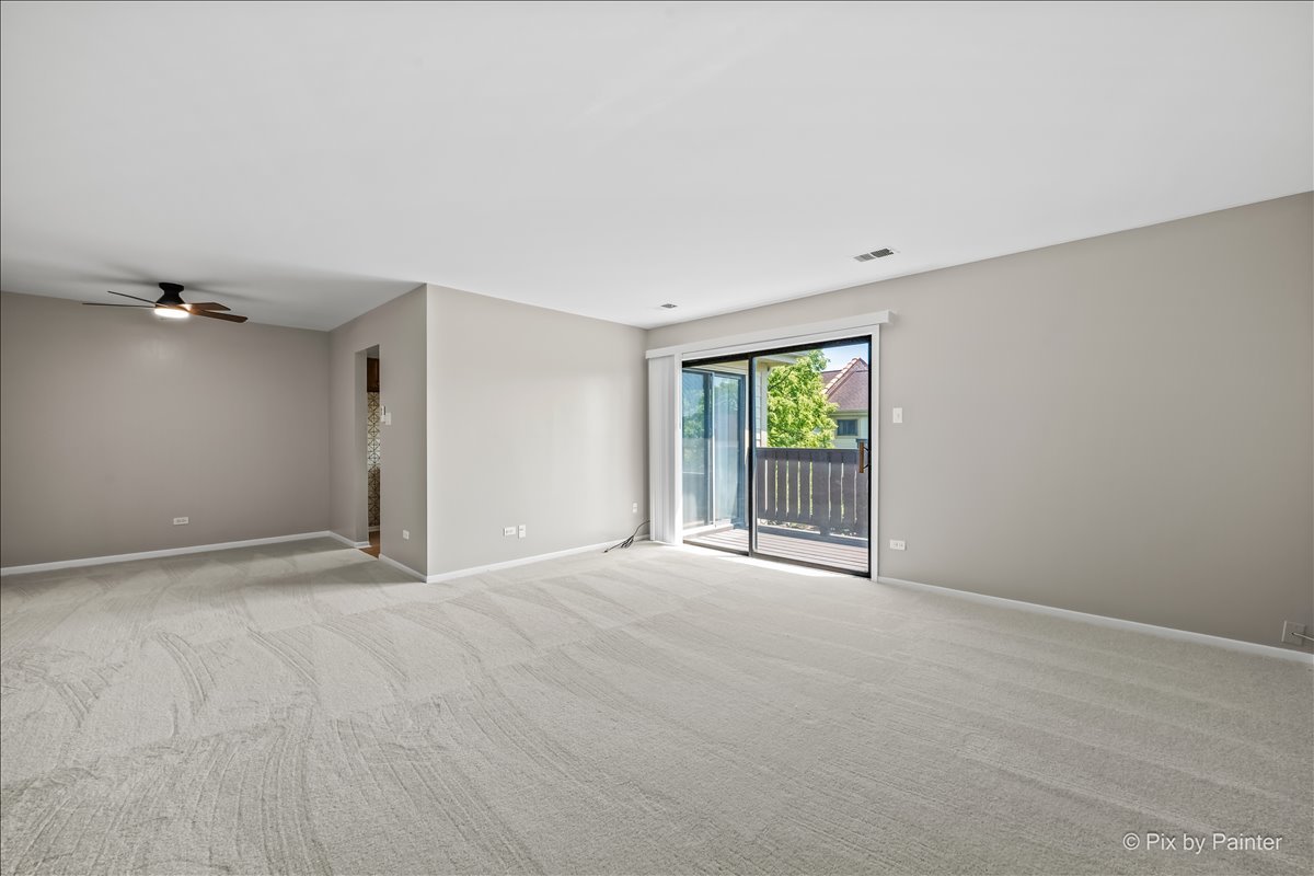 827 E KINGS Row 8