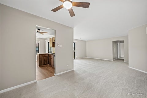 Tiny photo for 827 E KINGS Row #8, Palatine, IL 60074 (MLS # 12658484)