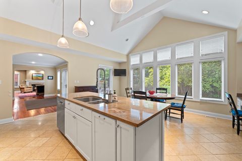 Tiny photo for 860 Kenton Road, Deerfield, IL 60015 (MLS # 12466119)