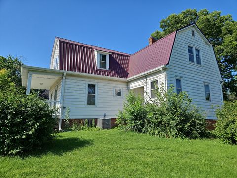 Tiny photo for 307 N 1st Street, Enfield, IL 62835 (MLS # 12694825)