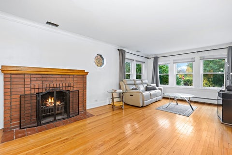 Tiny photo for 979 Vine Street, Winnetka, IL 60093 (MLS # 12684251)