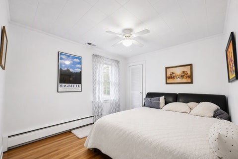 Tiny photo for 979 Vine Street, Winnetka, IL 60093 (MLS # 12684251)