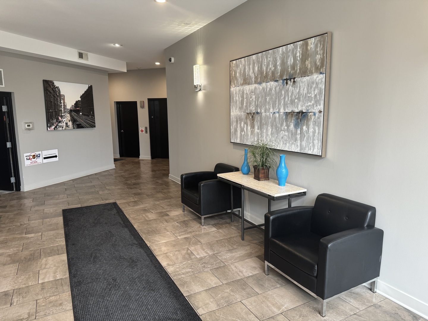 651 N MILWAUKEE Avenue 403