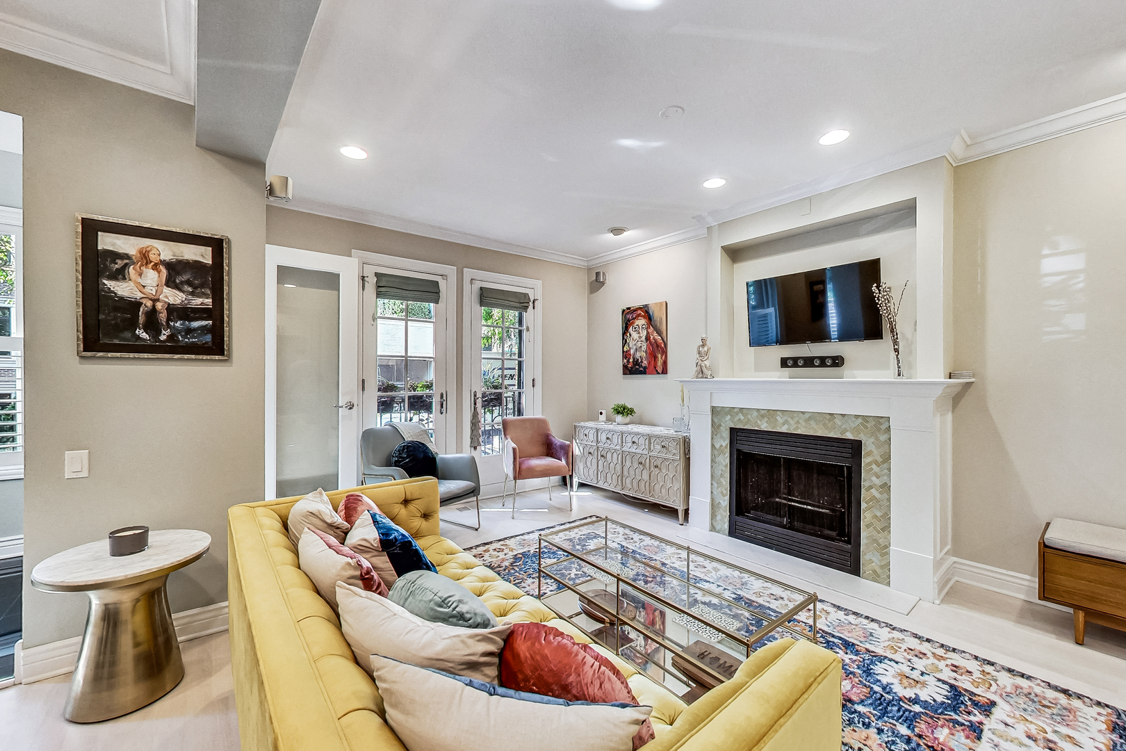 460 W DEMING Place 1E