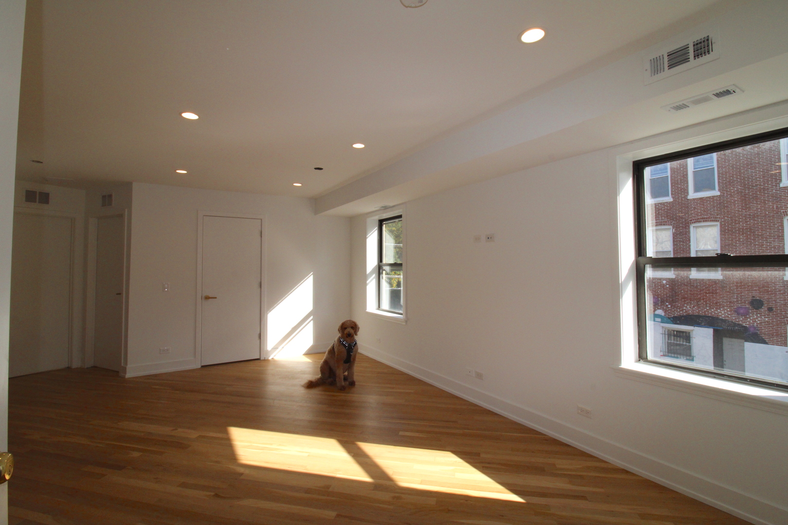 933 N Ashland Avenue 2R
