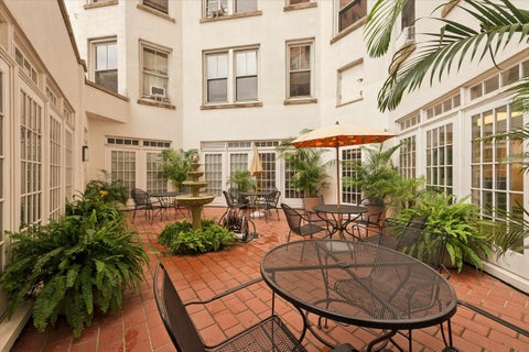 Tiny photo for 5555 N Sheridan Road #515, Chicago, IL 60640 (MLS # 12657953)