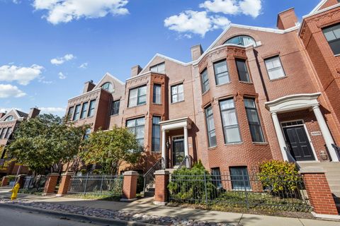 Photo of 2005 Valor Court, Glenview, IL 60026 (MLS # 12502936)