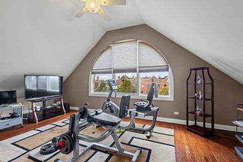 Tiny photo for 2005 Valor Court, Glenview, IL 60026 (MLS # 12502936)