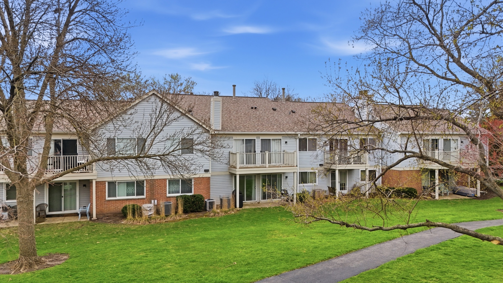 1606 PENNSBURY Court C2