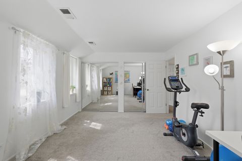 Tiny photo for 1606 PENNSBURY Court #C2, Wheeling, IL 60090 (MLS # 12618370)