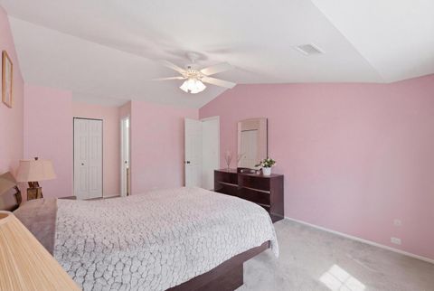 Tiny photo for 1606 PENNSBURY Court #C2, Wheeling, IL 60090 (MLS # 12618370)