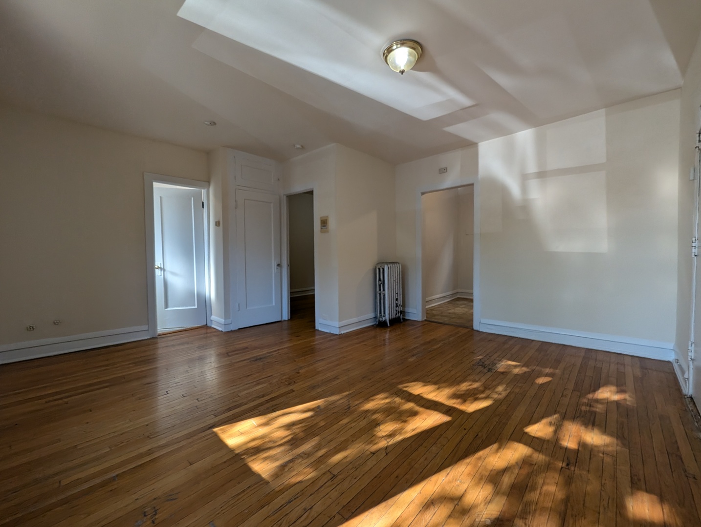 2714 N Spaulding Avenue 1HH