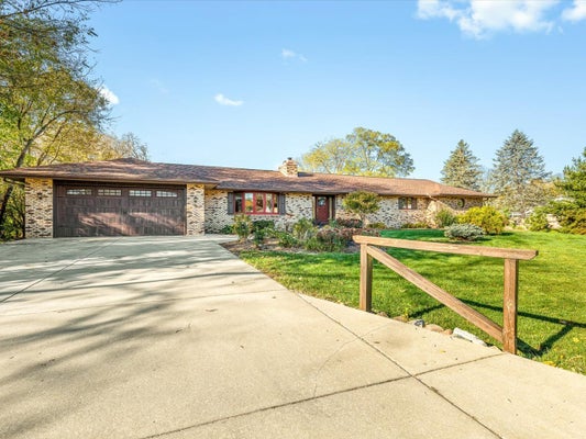 690 VALLEY FORGE TRL, ROCKTON, IL 61072 - Image e8c773f448ceee8917c1e6249152a3a5/1317514760