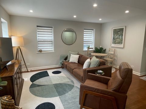 Tiny photo for 4542 N Ashland Avenue, Chicago, IL 60640 (MLS # 12613166)