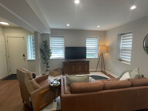 Tiny photo for 4542 N Ashland Avenue, Chicago, IL 60640 (MLS # 12613166)