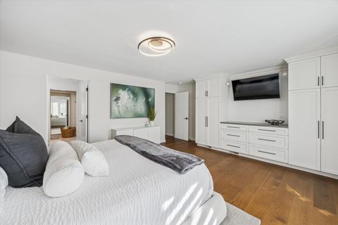 Tiny photo for 165 Briarwood North, Oak Brook, IL 60523 (MLS # 12521332)