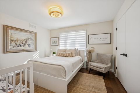 Tiny photo for 165 Briarwood North, Oak Brook, IL 60523 (MLS # 12521332)