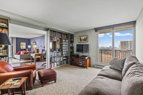 Tiny photo for 6007 N Sheridan Road #17A, Chicago, IL 60660 (MLS # 12522952)