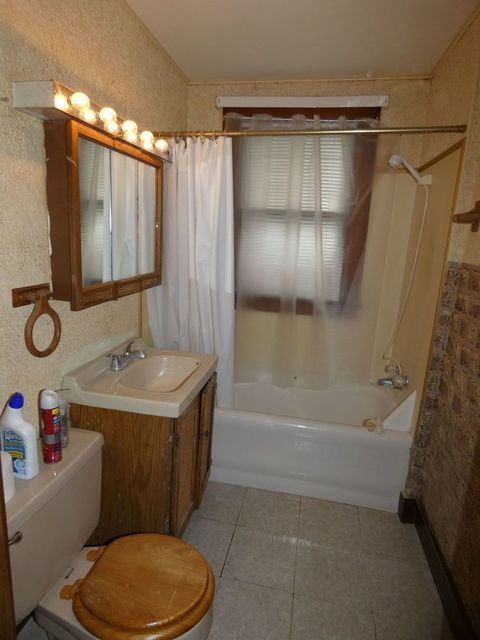 Tiny photo for 460 S Mazon Street, Coal City, IL 60416 (MLS # 12615452)