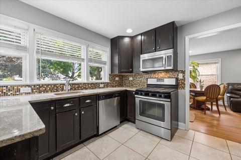 Tiny photo for 2416 Nathaniel Place, Evanston, IL 60202 (MLS # 12757007)