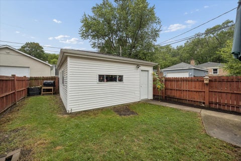 Tiny photo for 2416 Nathaniel Place, Evanston, IL 60202 (MLS # 12757007)