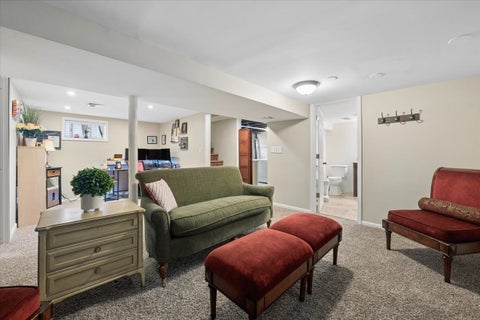 Tiny photo for 2416 Nathaniel Place, Evanston, IL 60202 (MLS # 12757007)