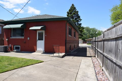 Tiny photo for 10941 S Kedzie Avenue, Chicago, IL 60655 (MLS # 12648779)